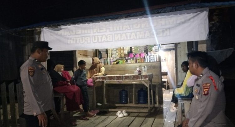Polsek Biduk-Biduk Polsubsektor Batu Putih Tangani Situasi Pasca Gempa di Kecamatan Batu Putih