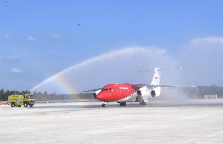 Presiden Jokowi Lakukan Pendaratan Perdana di Bandara Nusantara IKN