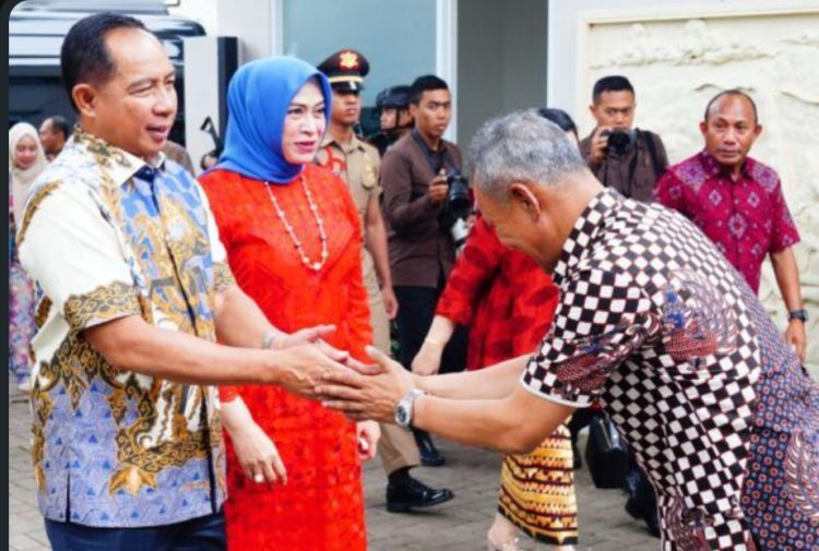 Panglima TNI Hadiri Open House Perayaan Natal Pejabat Negara