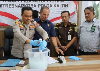 Polda Kaltim Musnahkan Barang Bukti 484,84 Gram Sabu