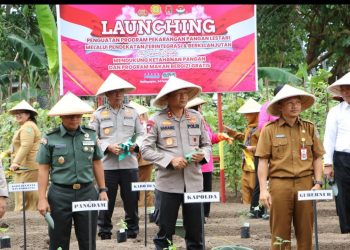 Kapolda Kaltim Resmikan Penguatan Program Pekarangan Pangan Lestari di Satbrimob Polda Kaltim