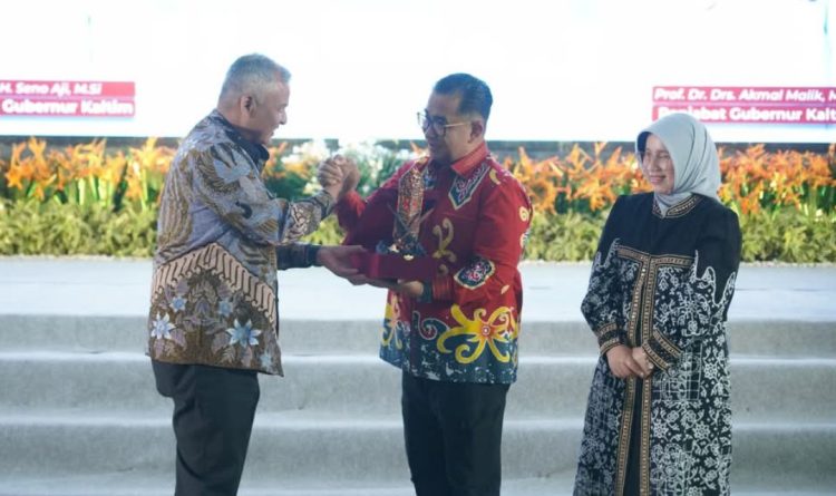 Pangdam VI/Mulawarman Hadiri Pisah Sambut Pj. Gubernur Provinsi Kalimantan Timur