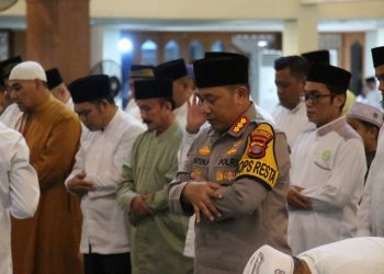 Kapolresta Bersama Forkopimda Provinsi Kalimantan Timur , gelar Safari Ramdhan 1446 H di Islamic Center Balikpapan