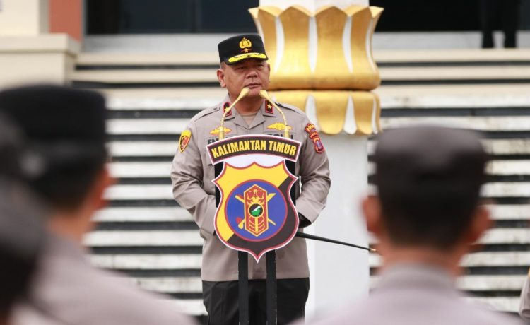 Pimpin Apel Pagi Perdana, Kapolda Kaltim Tekankan Kedisiplinan dan Profesionalisme Personel