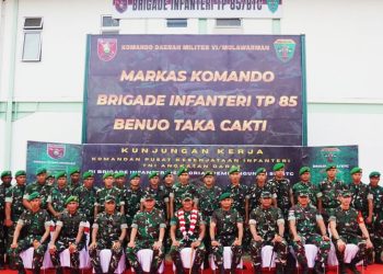 Danpussenif TNI AD Tinjau Pengembangan Brigif TP 85/BTC dan program ketahanan pangan
