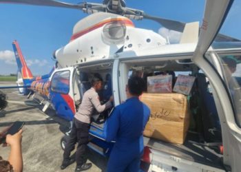 POLRI Kirimkan 348 Kg Bantuan Ke Aceh Tamiang Via Helikopter