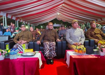 Pagelaran Wayang Kulit “Polri untuk Masyarakat” Meriah, Ribuan Kupon Door Prize Ludes