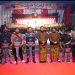 Polda Kaltim Bagikan Hadiah Umrah hingga Motor di Pagelaran Wayang Kulit