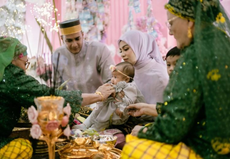 “Rahmad Masud Gelar Aqiqah Cucu Pertama, Doakan Maryara Ghina Al Habsyi Tumbuh Saleha”