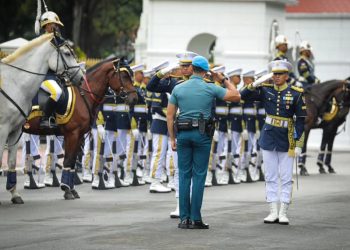 Upacara Serah Terima Pengawal Istana Merdeka Jadi Tontonan Baru Warga di Car Free Day