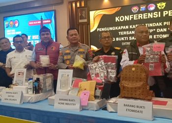 1 Kg Sabu Tersembunyi di Korset, WNA Malaysia Diringkus di Bandara Balikpapan