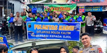 Polantas Karib Sasar Ojol, Ditlantas Polda Kaltim Bagikan Sembako dan Perkuat Edukasi Keselamatan